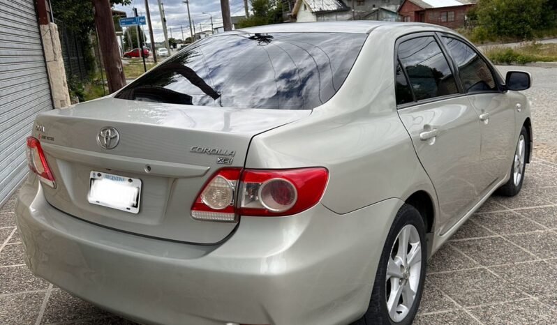 TOYOTA COROLLA XEI 1.8 6M/T 2011 full