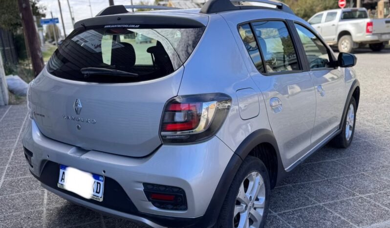 RENAULT SANDERO STEPWAY PRIVILEGE 2017 full