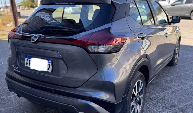 NISSAN KICKS SENSE 1.6 MT AÑO 2022 full