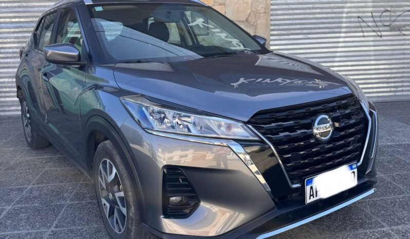 NISSAN KICKS SENSE 1.6 MT AÑO 2022 full