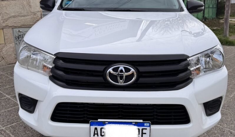 TOYOTA HILUX DX 2.4 4X4 MT 2023 full