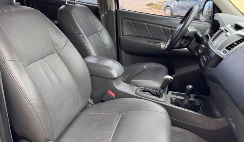 TOYOTA HILUX SRV 4X4 3.0 AT 2013 full