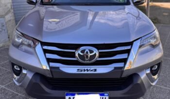 TOYOTA HILUX SW4 SRX AT 4X4 2.8 2018 full
