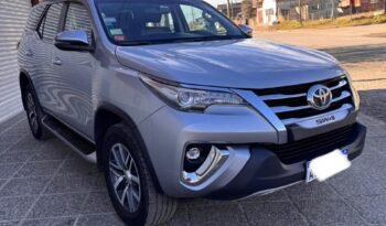 TOYOTA HILUX SW4 SRX AT 4X4 2.8 2018 full