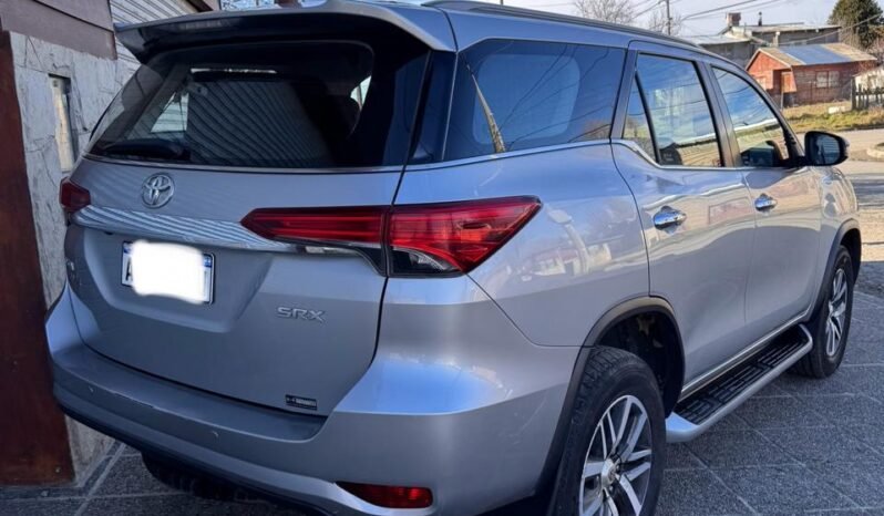 TOYOTA HILUX SW4 SRX AT 4X4 2.8 2018 full