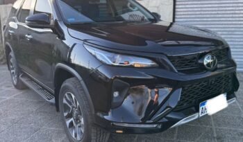 TOYOTA HILUX SW4 SRX AT 4X4 MY25 2025 full