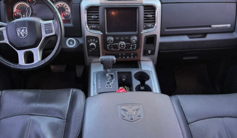 DODGE RAM LARAMIE 5.7 V8 4X4 AT 2019 full