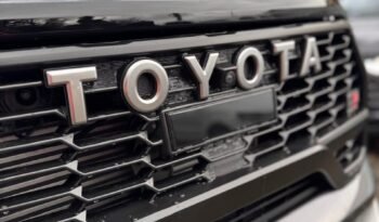 TOYOTA HILUX GR-SPORT IV 2.8 224HP 4X4 AT 2025 0KM full