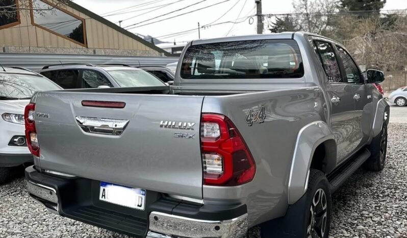 TOYOTA HILUX SRX AT 4X4 MY25 0KM full