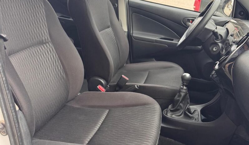 TOYOTA ETIOS X 1.5 6M/T 2022 full