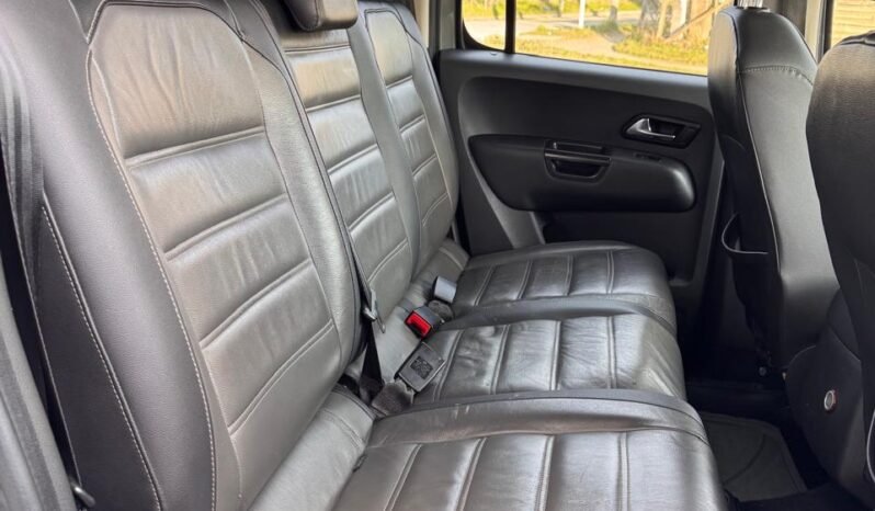 VW AMAROK HIGHLINE PACK 2.0 180HP 4X2 MT 2017 full