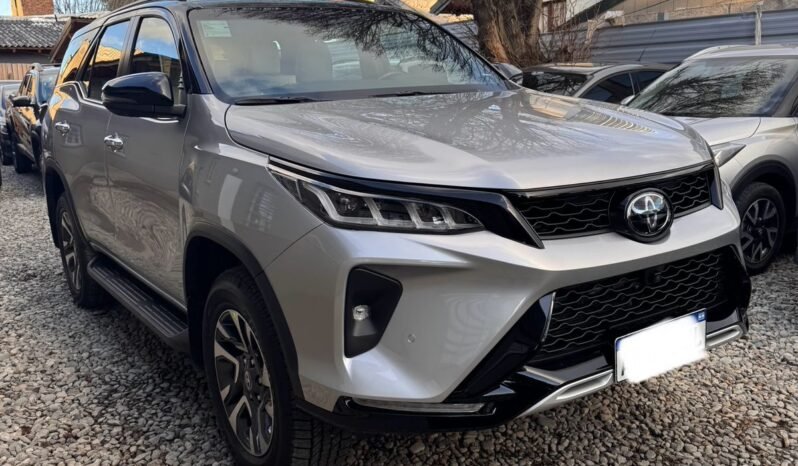 TOYOTA HILUX SW4 DIAMOND II 2.8 TDI 4X4 7AS AT 2025 0KM full