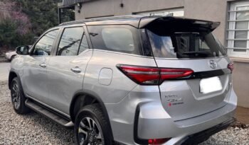 TOYOTA HILUX SW4 DIAMOND II 2.8 TDI 4X4 7AS AT 2025 0KM full