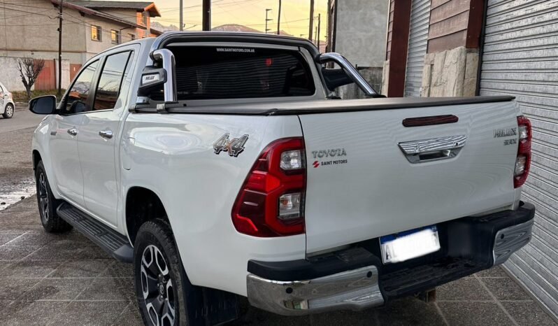 TOYOTA HILUX SRX AT 4X4 2.8 204HP L/21 AÑO 2021 full