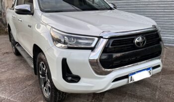 TOYOTA HILUX SRX AT 4X4 2.8 204HP L/21 AÑO 2021 full