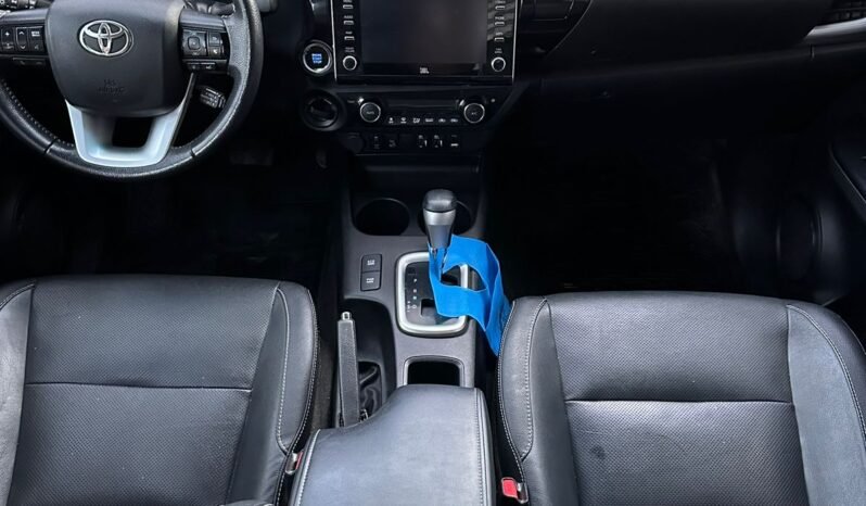 TOYOTA HILUX SRX AT 4X4 2.8 204HP L/21 AÑO 2021 full