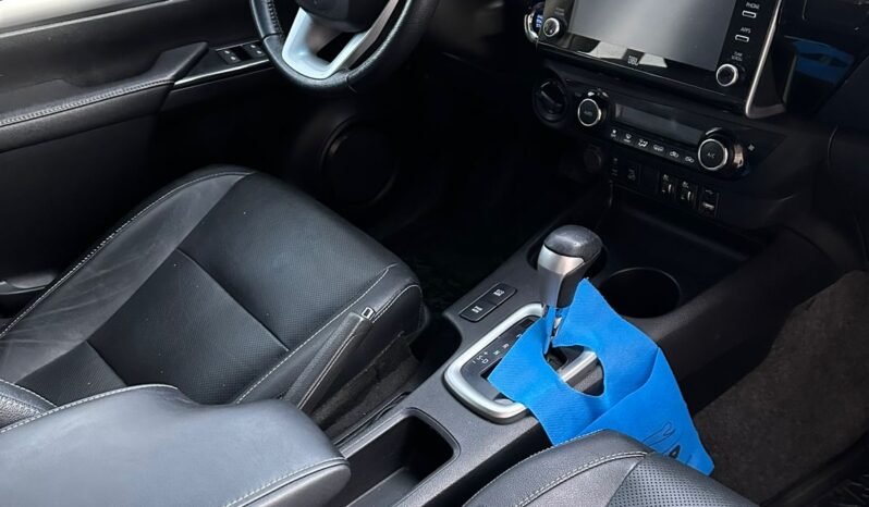 TOYOTA HILUX SRX AT 4X4 2.8 204HP L/21 AÑO 2021 full