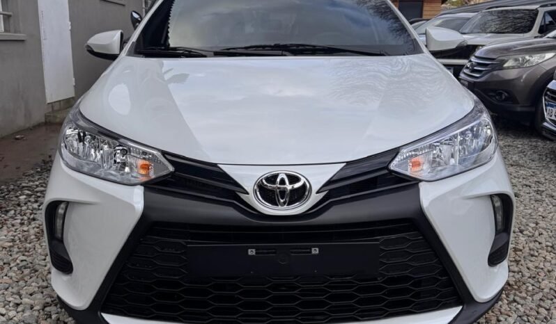 TOYOTA YARIS XS 1.5 CVT 5PTAS 0KM 2025 full