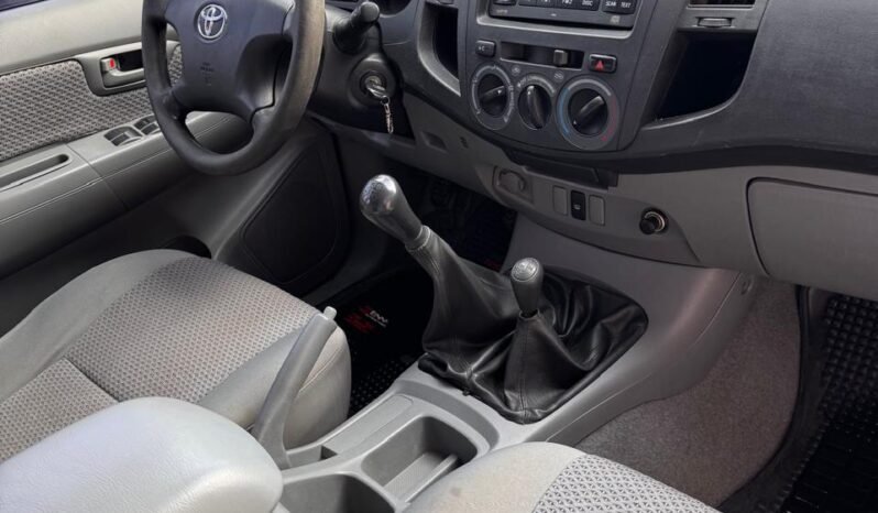 TOYOTA HILUX SR 3.0 4X4 MT 2007 full