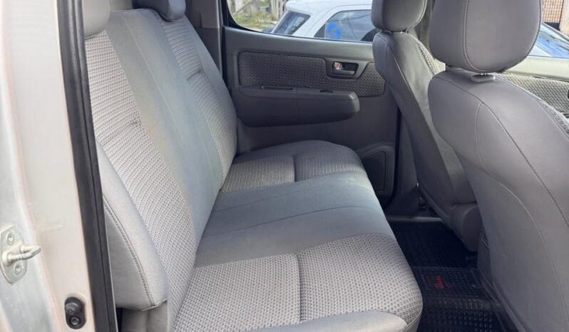 TOYOTA HILUX SR 3.0 4X4 MT 2007 full