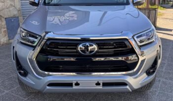 TOYOTA HILUX SRX AT 4X4 2.8 MY25 0KM full