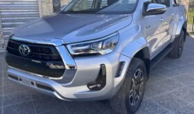 TOYOTA HILUX SRX AT 4X4 2.8 MY25 0KM