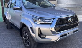 TOYOTA HILUX SRX AT 4X4 2.8 MY25 0KM full