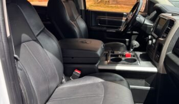 DODGE RAM LARAMIE 5.7 V8 4X4 2020 full