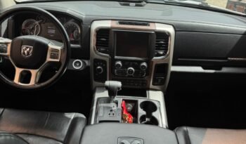 DODGE RAM LARAMIE 5.7 V8 4X4 2020 full