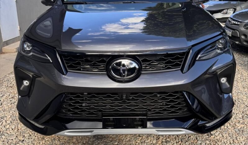 TOYOTA HILUX SW4 SRX AT 4X4 7AS MY26 0KM – LISTA PARA PATENTAR! full