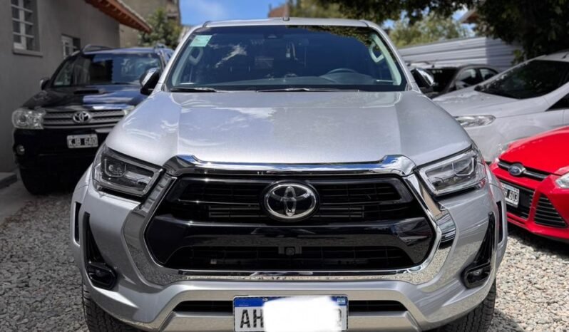 TOYOTA HILUX SRX AT 4X4 2025 full