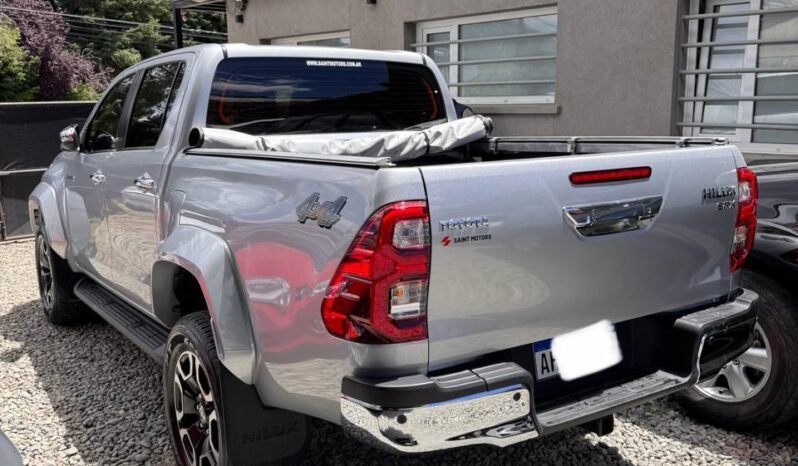 TOYOTA HILUX SRX AT 4X4 2025 full