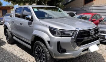 TOYOTA HILUX SRX AT 4X4 2025 full