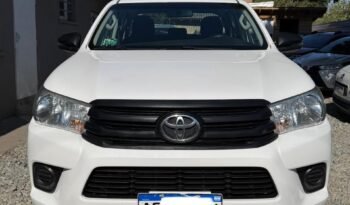 TOYOTA HILUX DX PACK 2.4 4X4 MT 2022 full