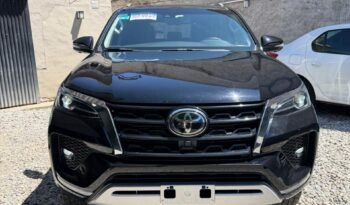 TOYOTA HILUX SW4 SRX AT 2.8 4X4 2023 full