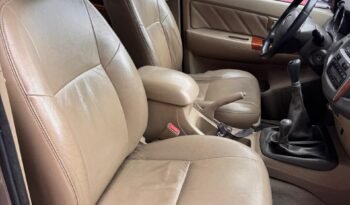 TOYOTA HILUX SW4 SRV 3.0 4X4 MT 2010 full