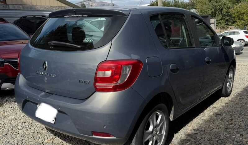 RENAULT SANDERO PRIVILEGE 1.6 2015 full