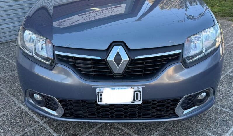 RENAULT SANDERO PRIVILEGE 1.6 2015 full