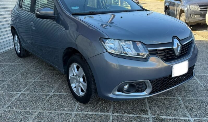 RENAULT SANDERO PRIVILEGE 1.6 2015 full