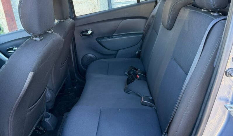 RENAULT SANDERO PRIVILEGE 1.6 2015 full