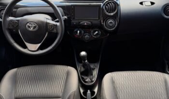 TOYOTA ETIOS XLS 1.5 MT 2022 full