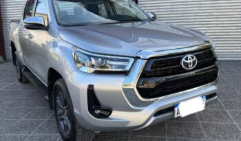 TOYOTA HILUX SRV 2.8 204 HP 4X4 MT 2022 full