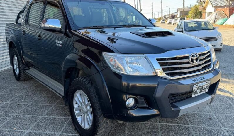 TOYOTA HILUX SRV 3.0 MT 4X4 2014 full