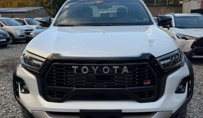 TOYOTA HILUX GR-SPORT IV 2.8 4X4 AT 2026 0KM full