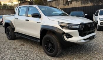 TOYOTA HILUX GR-SPORT IV 2.8 4X4 AT 2026 0KM full