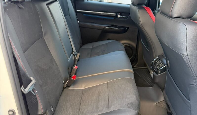 TOYOTA HILUX GR-SPORT IV 2.8 4X4 AT 2026 0KM full
