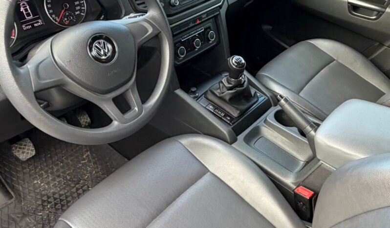 VOLKSWAGEN AMAROK TRENDLINE 140HP 4X4 MT 2022 full