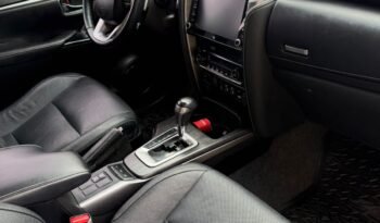 TOYOTA HILUX SW4 SRX AT 2.8 4X4 AT MT21 AÑO 2020 full