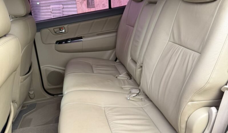TOYOTA HILUX SW4 SRV 3.0 4X4 AT 7AS 2013 full