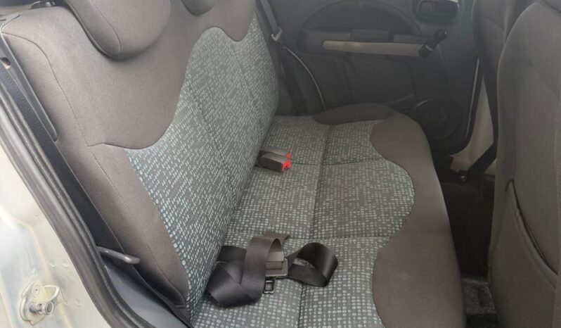 FIAT UNO ATRACTIVE 1.4 2011 full